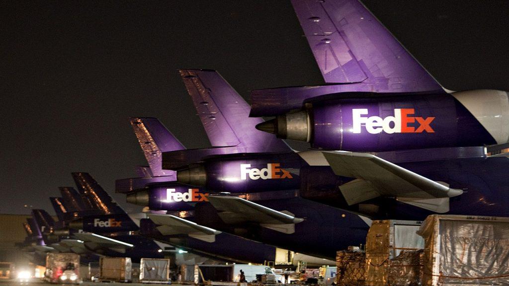 αεροσκαφη fedex